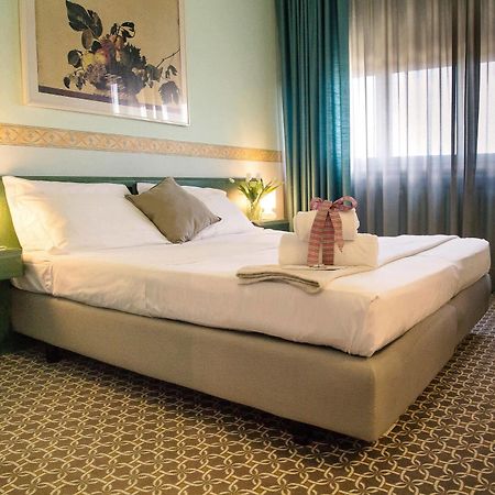 Hotel Salera Asti Eksteriør bilde