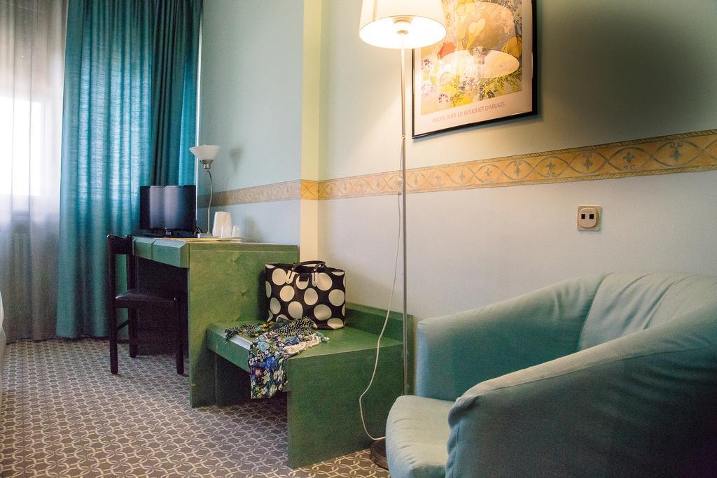 Hotel Salera Asti Eksteriør bilde