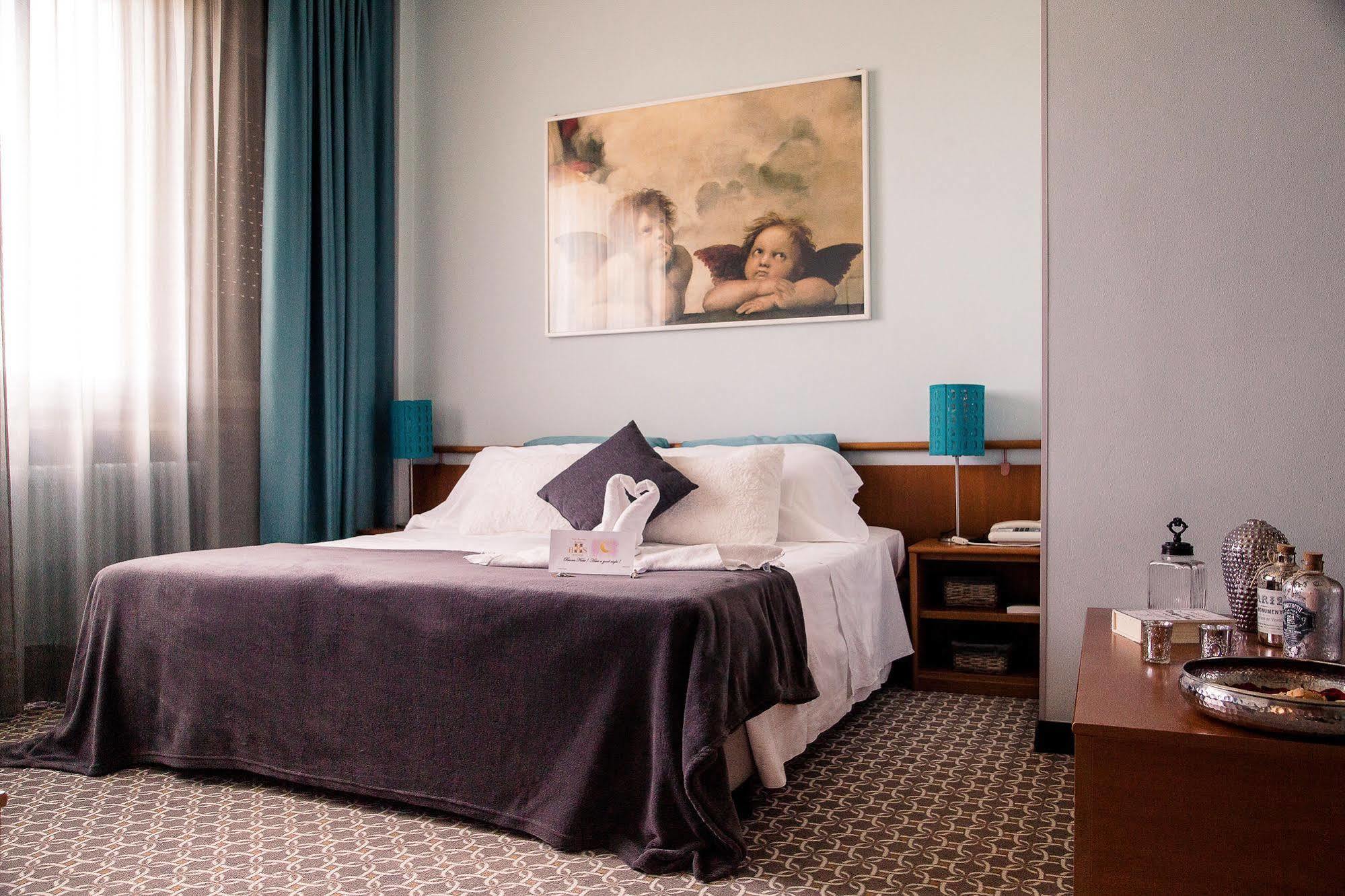 Hotel Salera Asti Eksteriør bilde